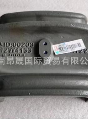 重汽HOWOT7H汕德卡C7HC9HTX7G7SMAX后簧压板712W41335-0001