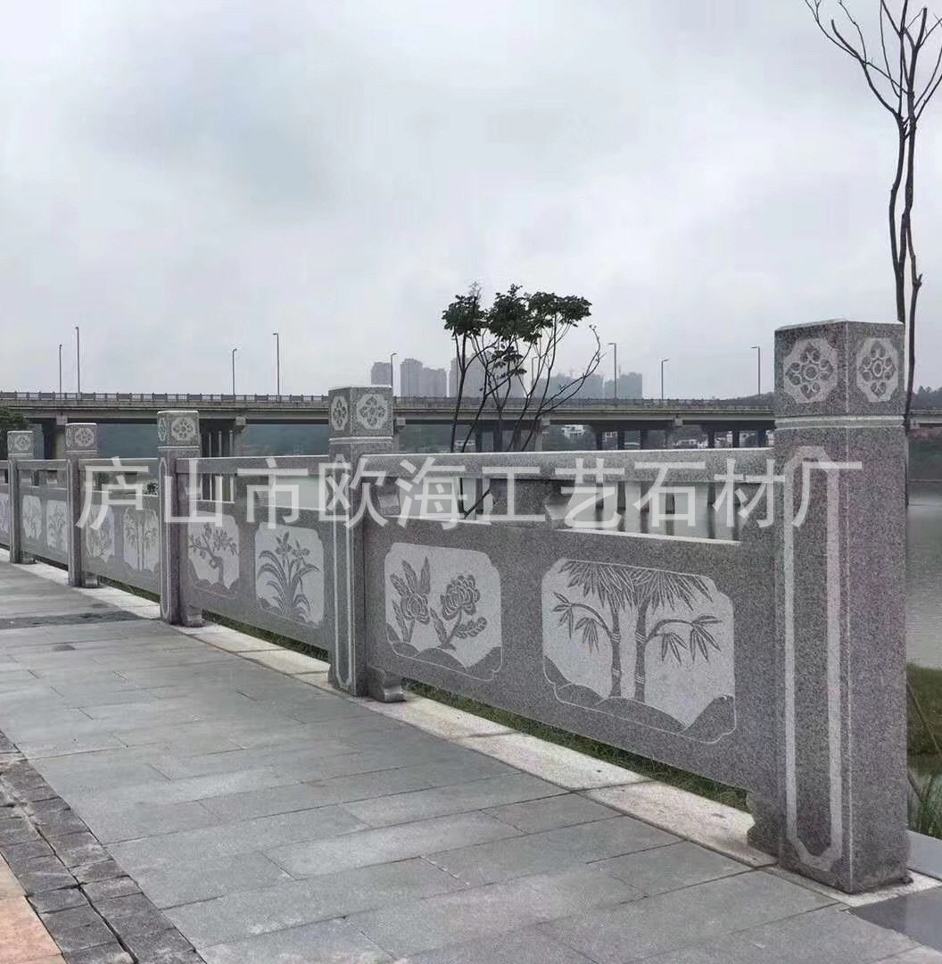 花岗青石镂空河道石雕栏板
