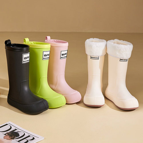 新款加绒露营防滑胶鞋时尚中筒