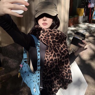 复古豹纹仿羊绒流苏围巾女冬季2025新款千禧辣妹披肩加厚保暖围脖