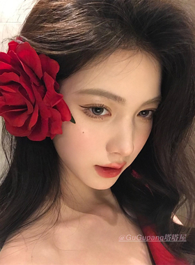 温柔显白红色玫瑰花朵发夹