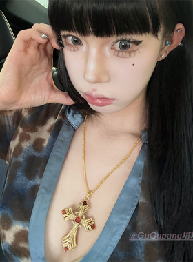 中古风金色十字架吊坠项链