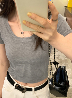 5597#灰色针织短袖T恤女夏法式U领漏锁骨甜辣紧身设计感短款上衣