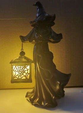 跨境新款树脂新仙女提灯带蜡烛灯摆件带灯笼的地狱使者万圣节装饰