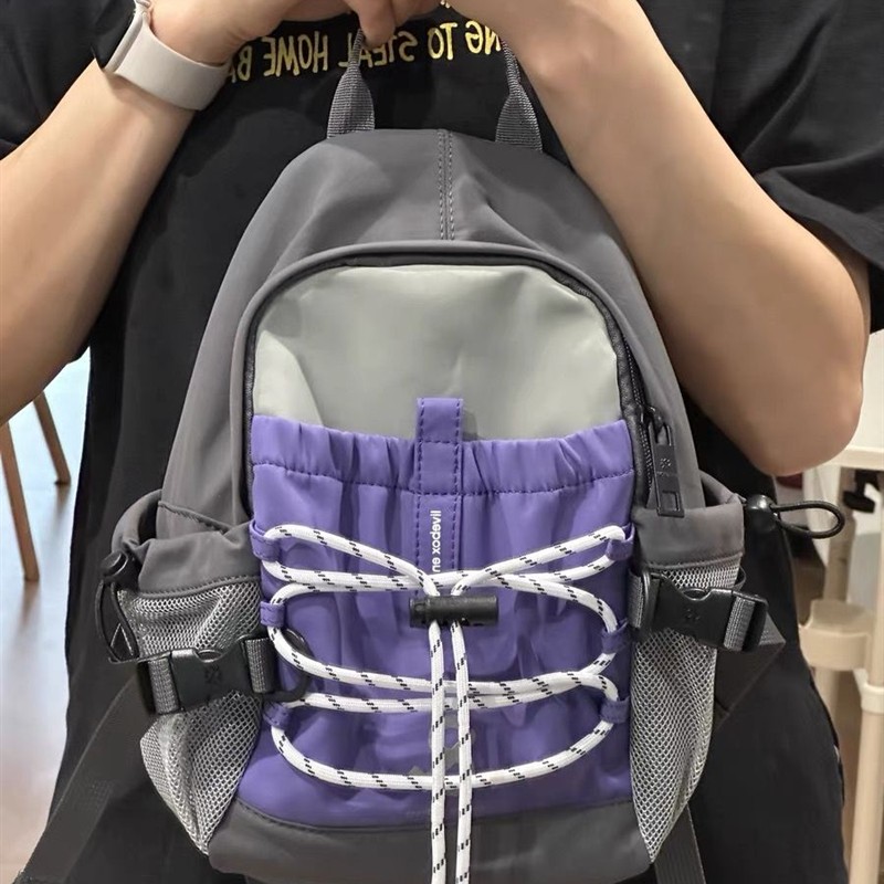 2024新款韩国小双肩包迷你书包设计感运动轻便户外登山小背包女