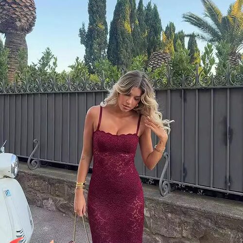 一字领连衣裙一字领连衣裙