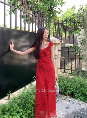 UONE2025春夏季女装新款时尚法式复古印花修身木耳边长款连衣裙女