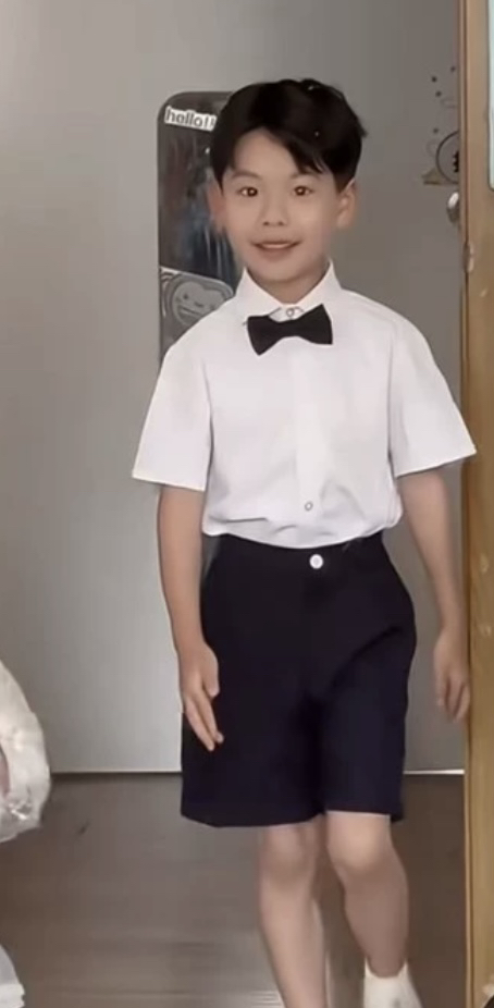 男童礼服白衬衫合唱演出服帅气夏季儿童幼儿园毕业照表演服装