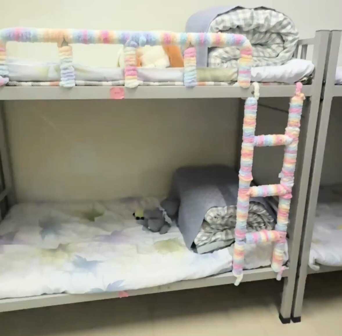开学季宿舍床铺改造栏杆防护软包楼梯脚踏床杆遮丑寝室粗毛线