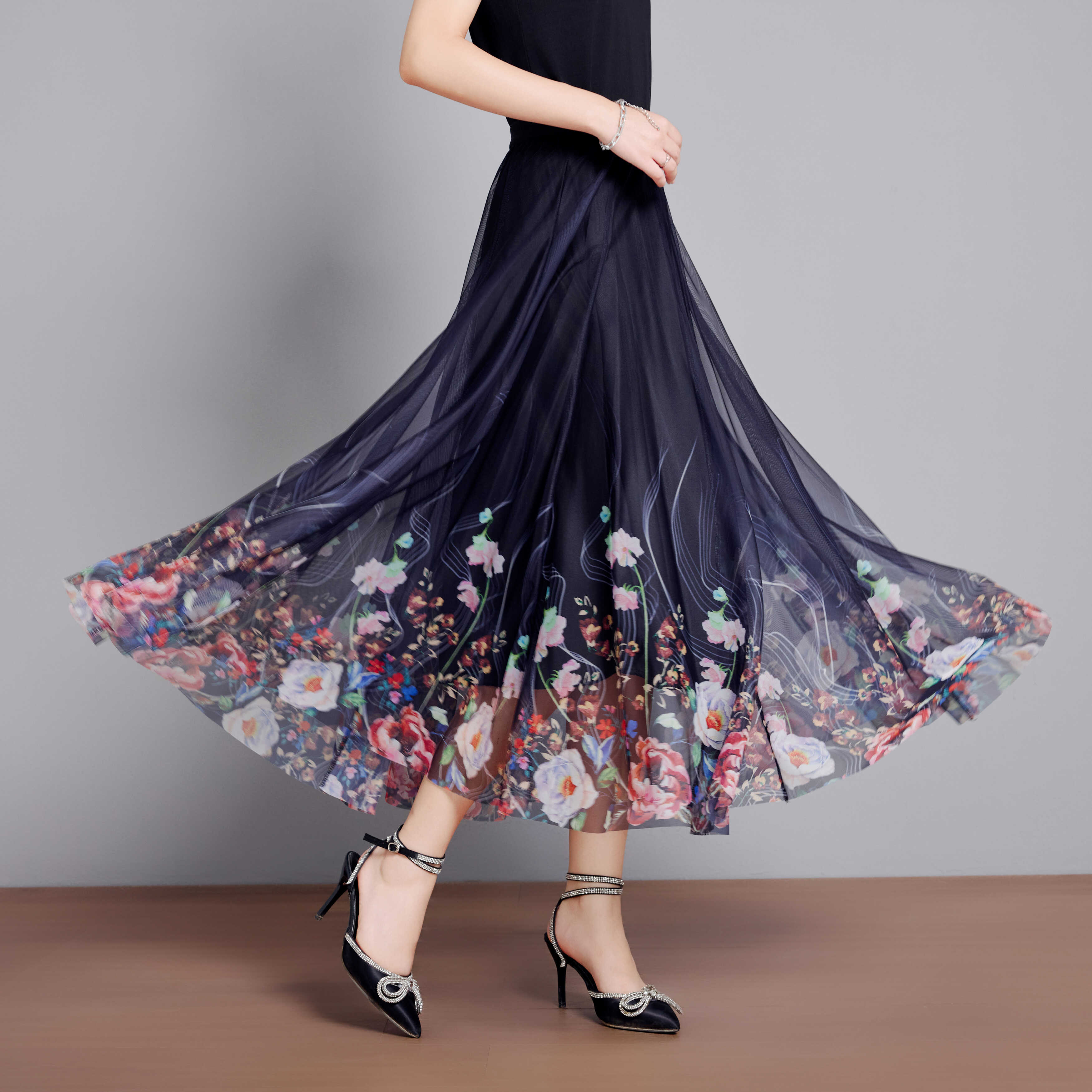 百搭妈妈大摆舞a字网纱裙子国风