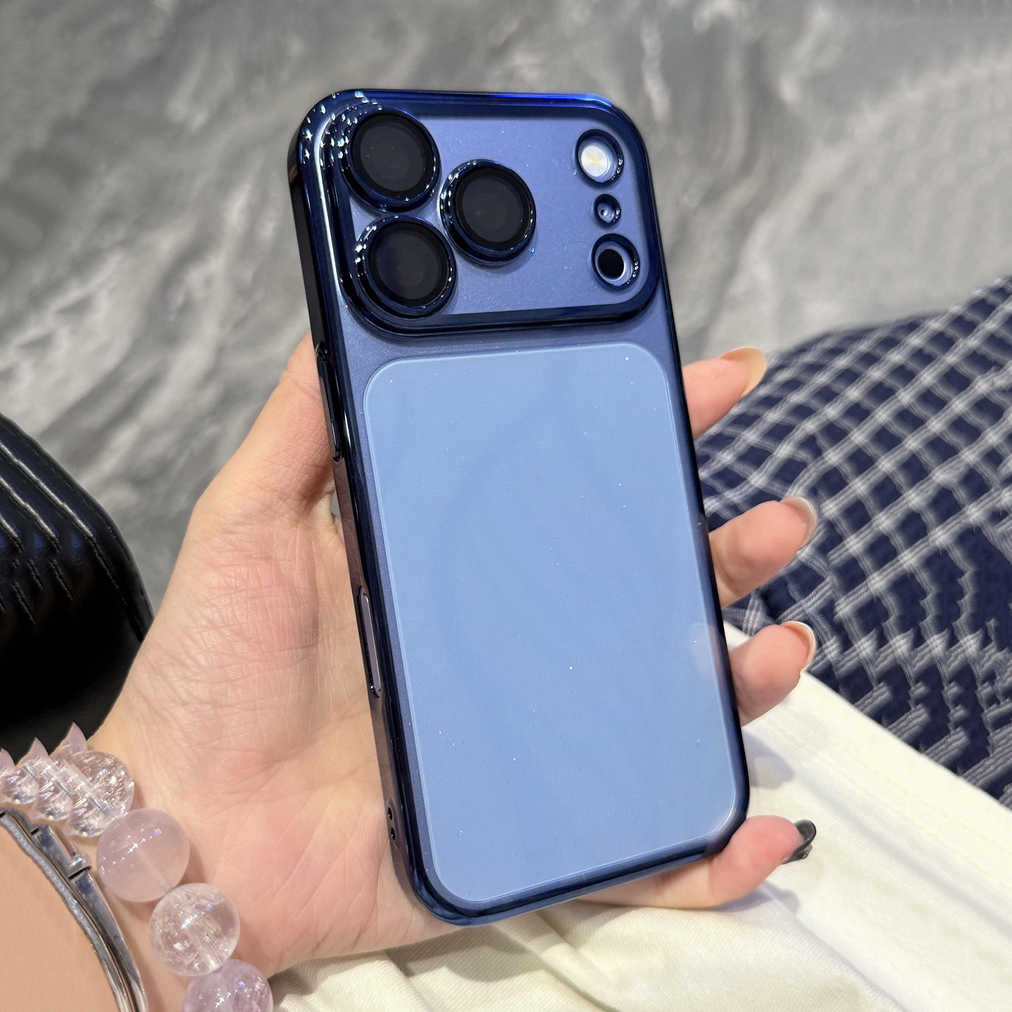 新色冰川蓝电镀亚克力闪粉pc带镜头膜全包透明苹果18promax手机壳iPhone17pro不会发黄超薄裸机感硬18Pro潮女