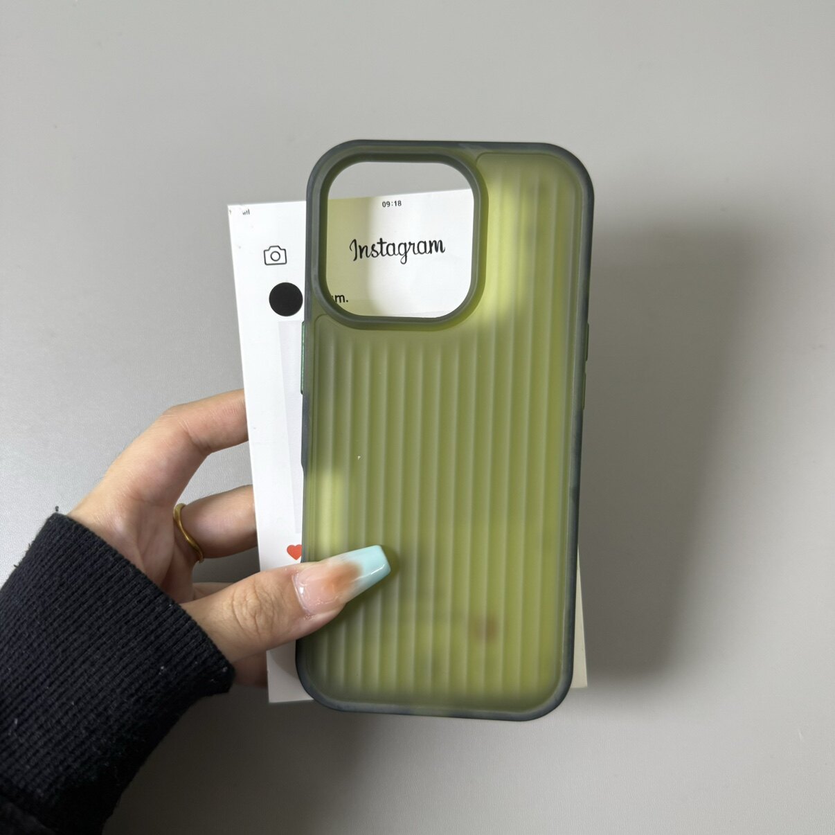 小众ins琥珀绿瓦楞光栅软硅胶