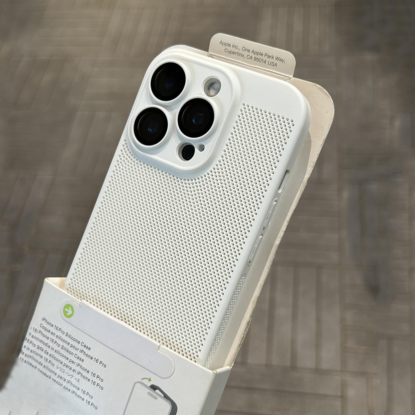 白月光散热网状蜂窝孔不会热烫适用荣耀400pro手机壳magic7pro硬300华为mate70/x60+新P80薄nova14潮12/13pro