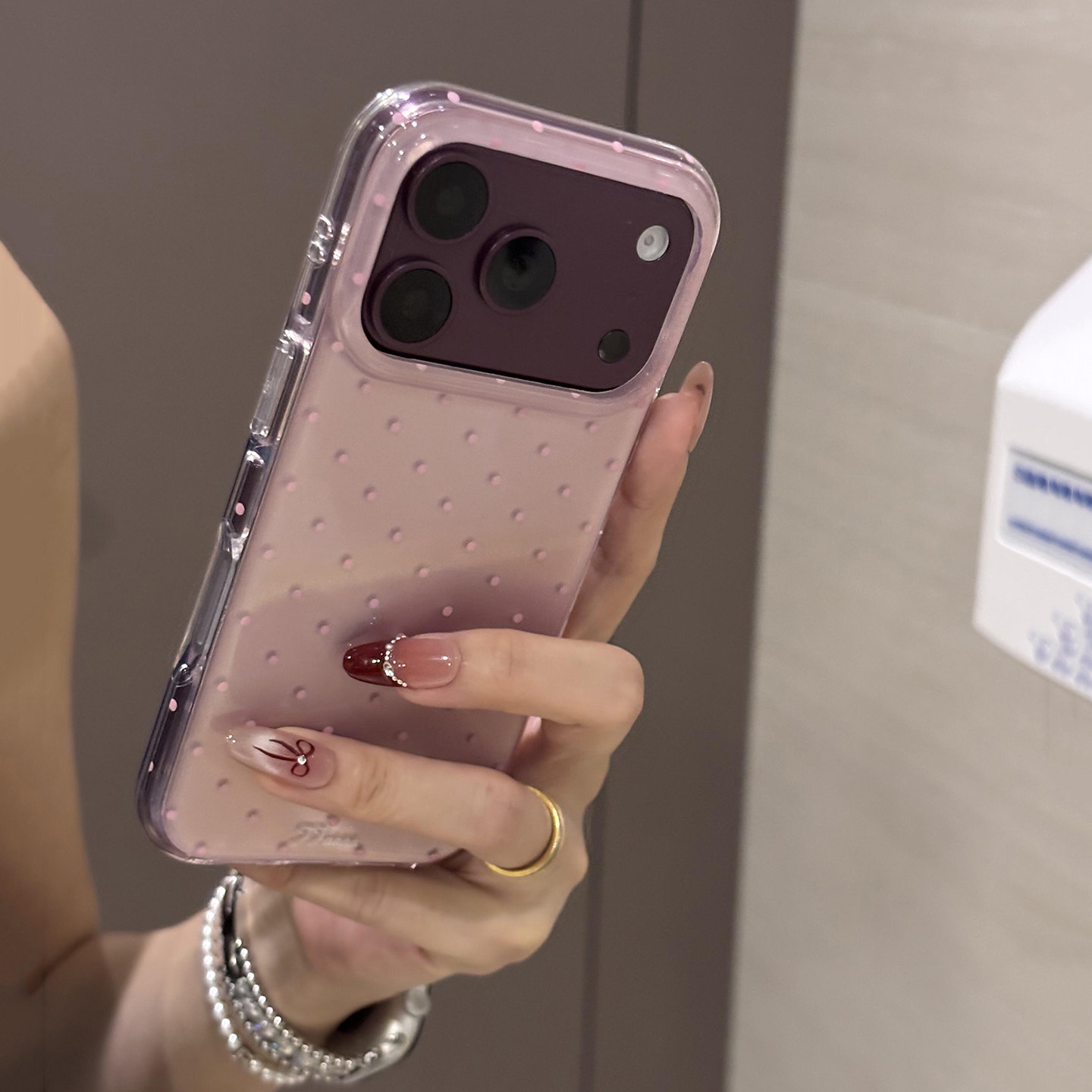 粉嫩少女韩系纯色满屏小波点网红感苹果18Promax手机壳适用iPhone17Pro硅胶16/15简约14纯色可爱全包防摔潮套