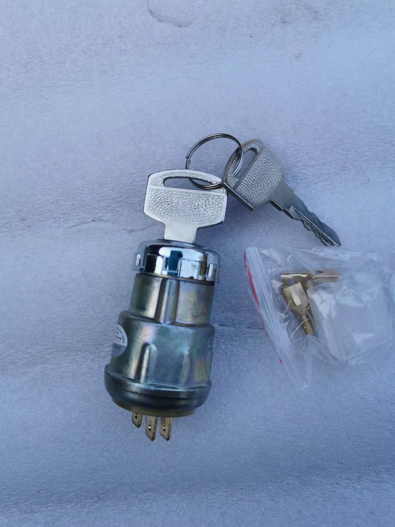 长江750配件边三轮挎子点火开关 钥匙门 点火锁启动开关 电源开关