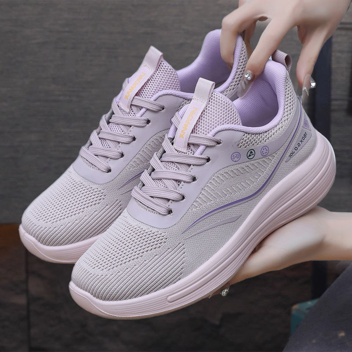 老北京布鞋女2025新款春秋正品透气软底防滑中老年妈妈运动休闲鞋,女鞋,时尚休闲鞋,淘宝优惠券,粉丝福利购,淘宝优惠卷