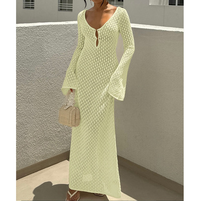 Sexy V-neck hollowed out long sleeved dressV领镂空长袖连衣裙