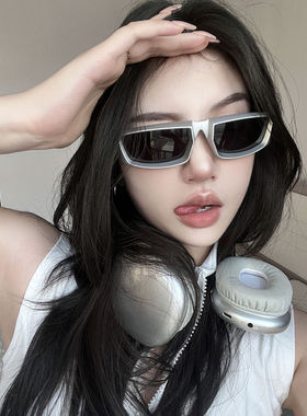 赛博朋克风墨镜女2025夏季网红y2k未来科技感男士太阳镜防紫外线