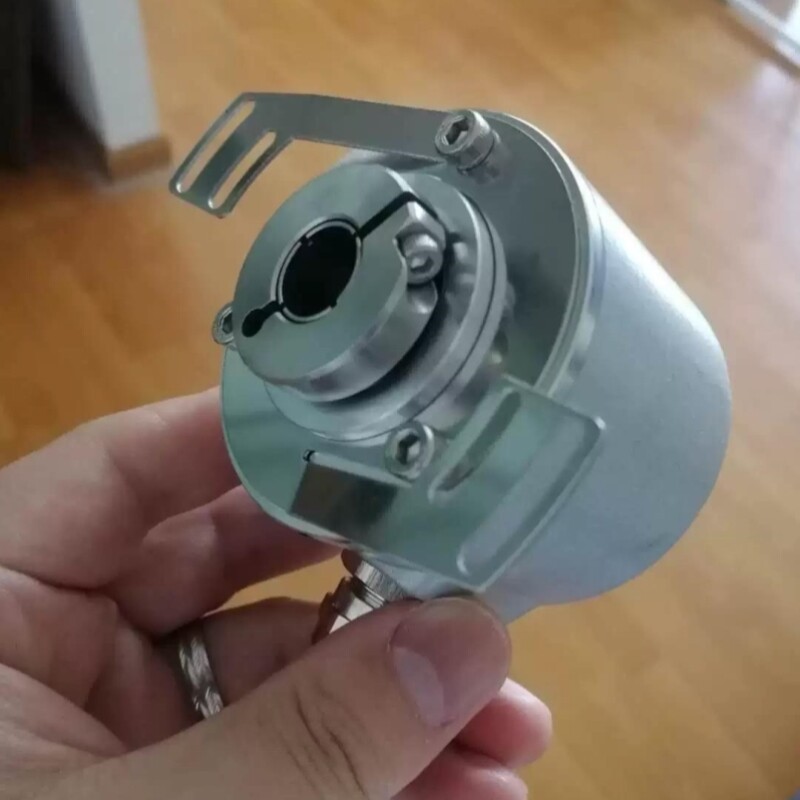 【议价】模拟量信号编码器 多圈0-5V编码器 抗震防尘防水编码器