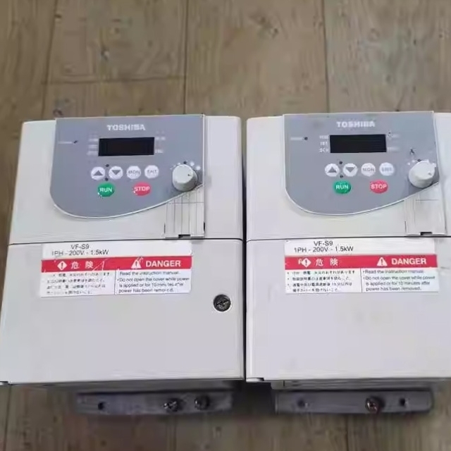 【议价】东芝变频器VFS9S-2015PL-AN1 1.5KW 220V实物拍摄包好
