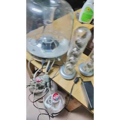 HK SOUNDSTICKS II，Harman水晶2代，2个小