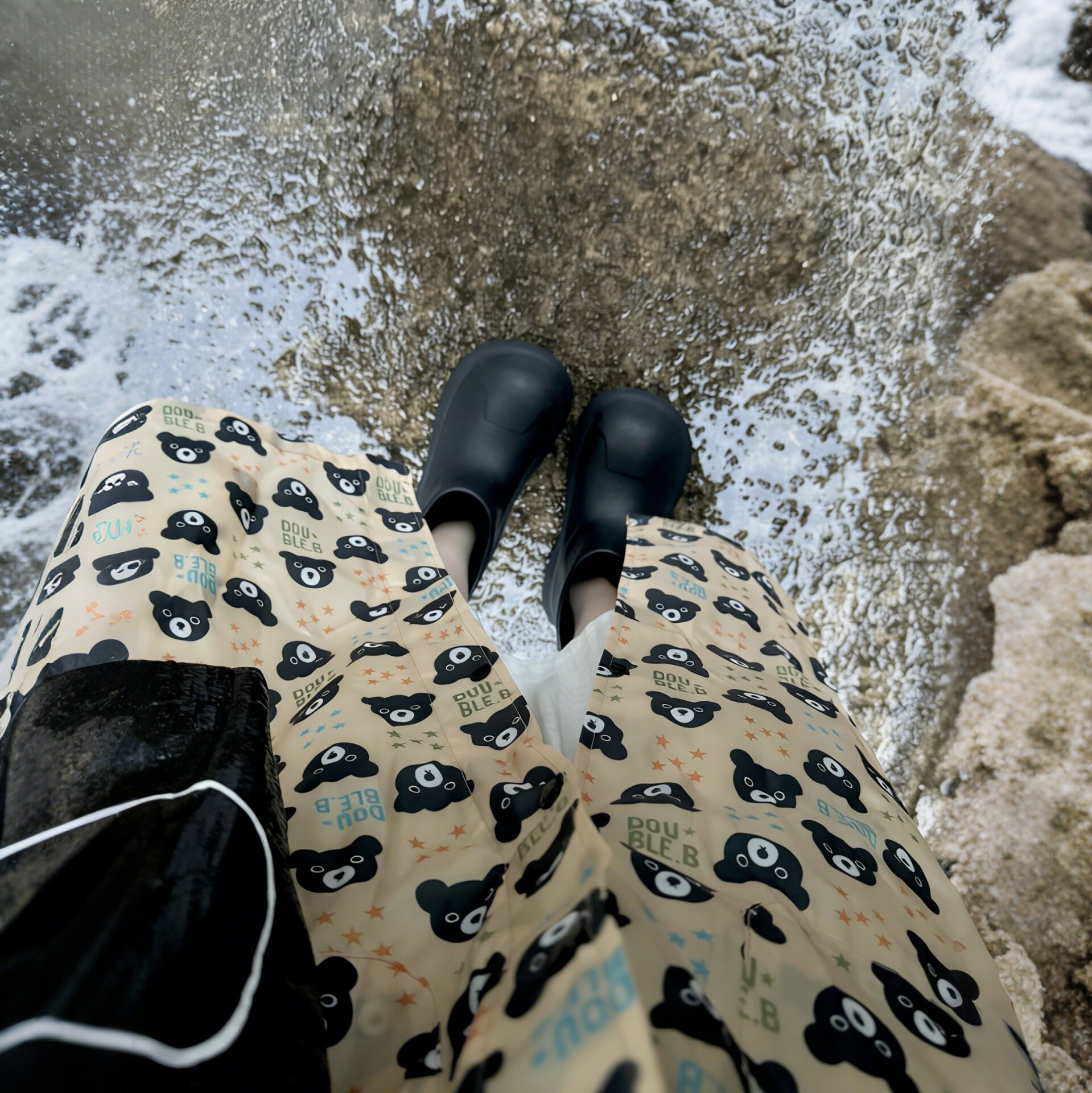 可爱小熊头雨衣儿童成人外穿长款全身防暴雨电动车摩托车骑行雨披