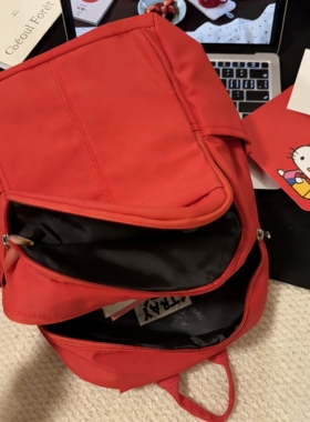 背包红色双肩包女旅游轻便通勤大容量高颜值小众不撞款韩系书包