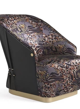 意式轻奢豹纹真皮沙发椅设计师扶手椅高端别墅客厅家用单人休闲椅