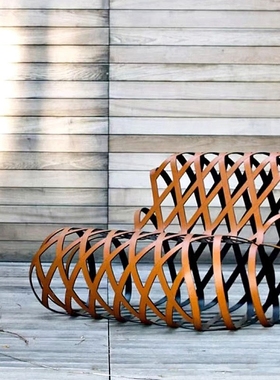 意大利Aria不锈钢镂空单人休闲椅售楼处轻奢艺术马鞍皮躺椅沙发椅