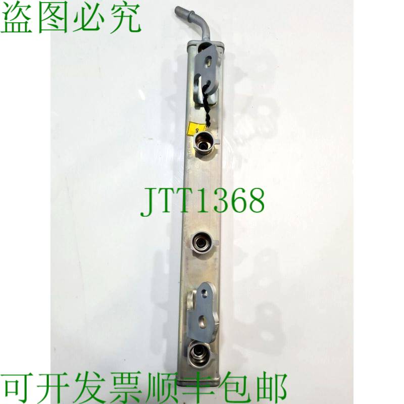 原装供应雷诺 / 达喀尔 / 拉达 1.6 燃油轨 175200117R Dhl 。