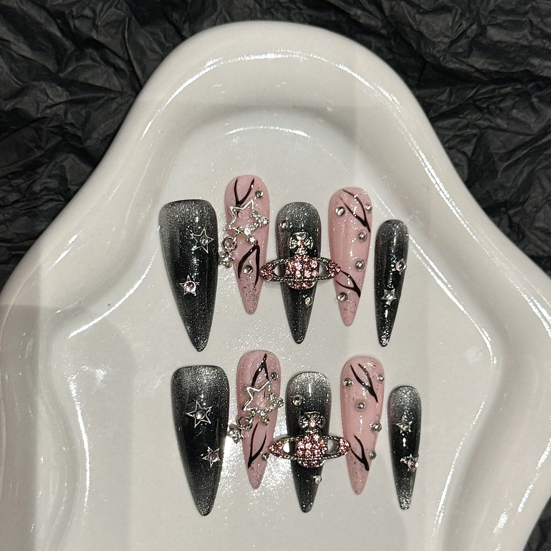 魅甲美甲 粉心球辣妹千禧小众甜酷猫眼锆石满钻高级手工穿戴甲,彩妆/香水/美妆工具,穿戴甲/甲片,淘宝优惠券,粉丝福利购,淘宝优惠卷