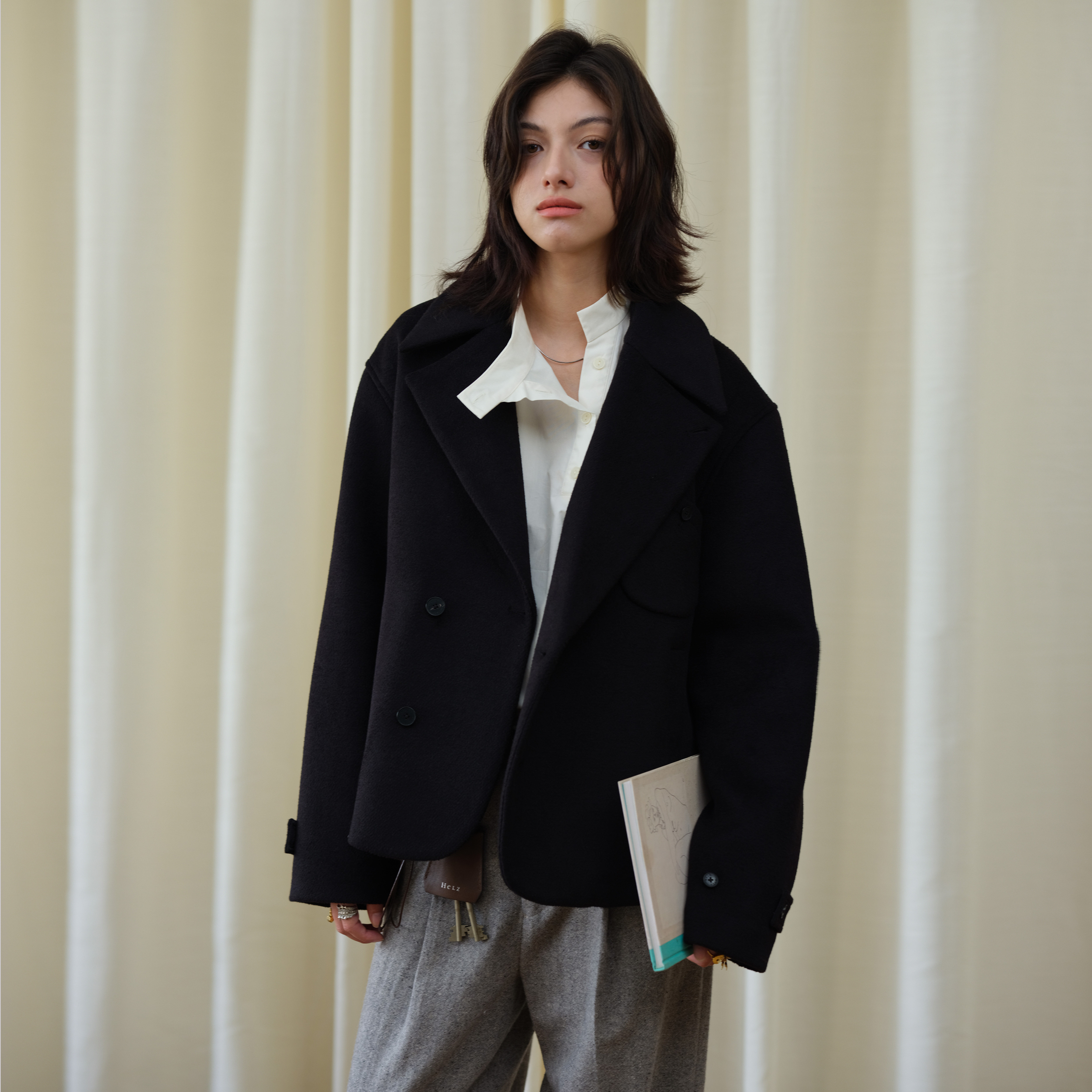 Herz雅黑色羊毛双排外套秋冬高级感小个子短款毛呢原创男女同款