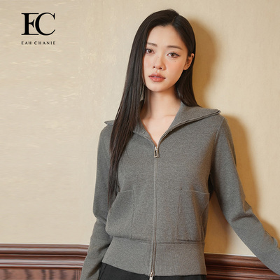 奕辰简约翻领时尚针织衫