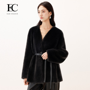 羊毛皮草V领皮毛一体外套 奕辰2025冬新款 含腰带 商场同款