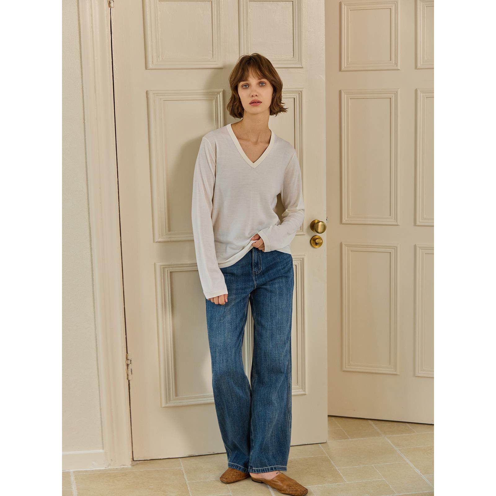 THEEASE舒适派超细精纺巴素兰羊毛打底衫休闲百搭V领质感针织