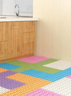Candy-colored bathroom non-slip mat, water-draining shower m