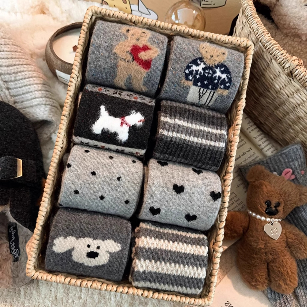 袜子女士秋冬季保暖中筒袜纯棉防臭吸汗长袜日系百搭可爱学生女袜