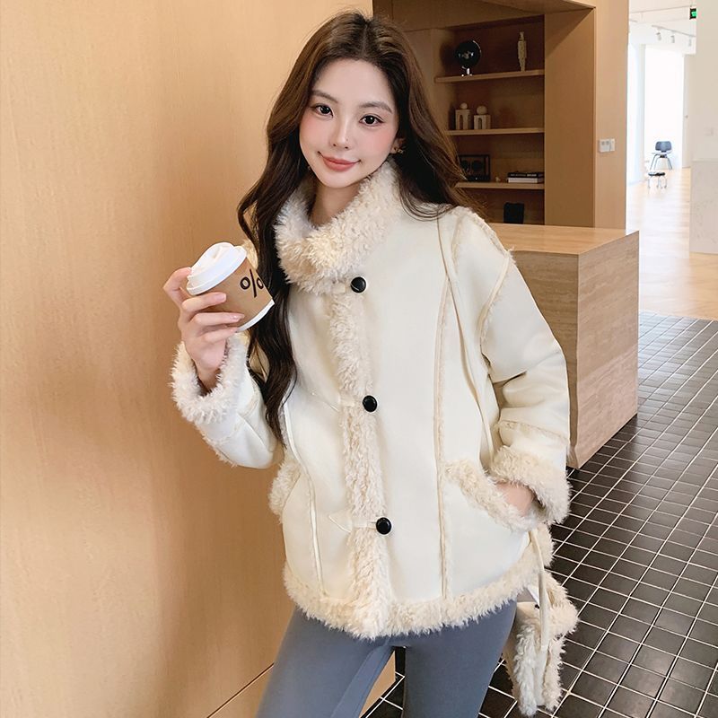 翻领2025新款加厚皮毛机车一体韩版冬季宽松新款气质羊羔短款外套
