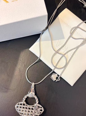 VEKE「柳编」长项链高级感轻奢复古斜挎吊坠项链女NC16544A