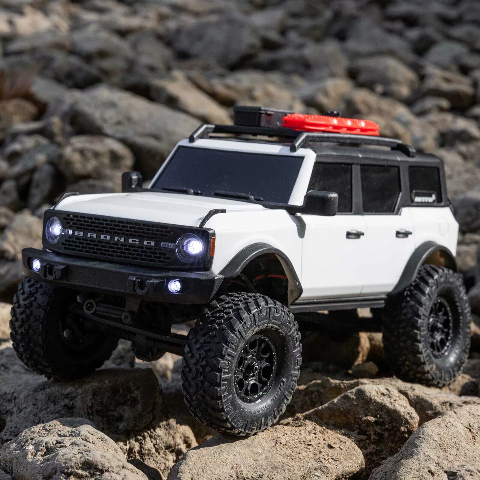 Axial SCX24 Ford RC Crawler 4WD Brushed 2S Power - Product image 4