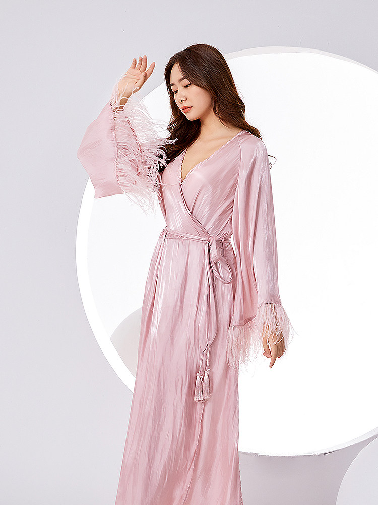 结婚晨袍女新娘高级感礼物伴手纯色鸵鸟羽毛流沙珠光长款睡袍浴袍