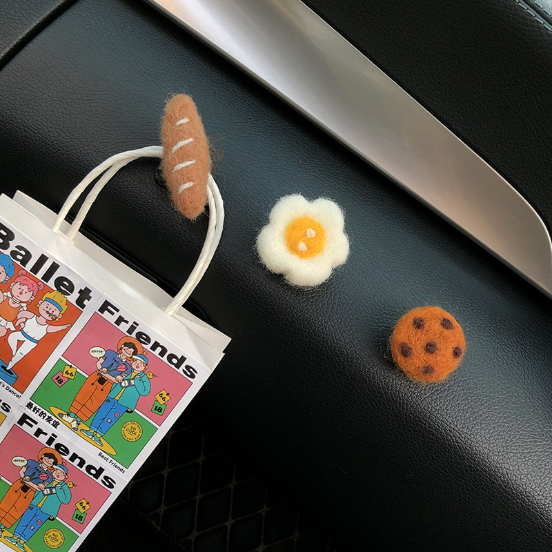 俏皮可爱女生汽车挂钩小巧有趣味