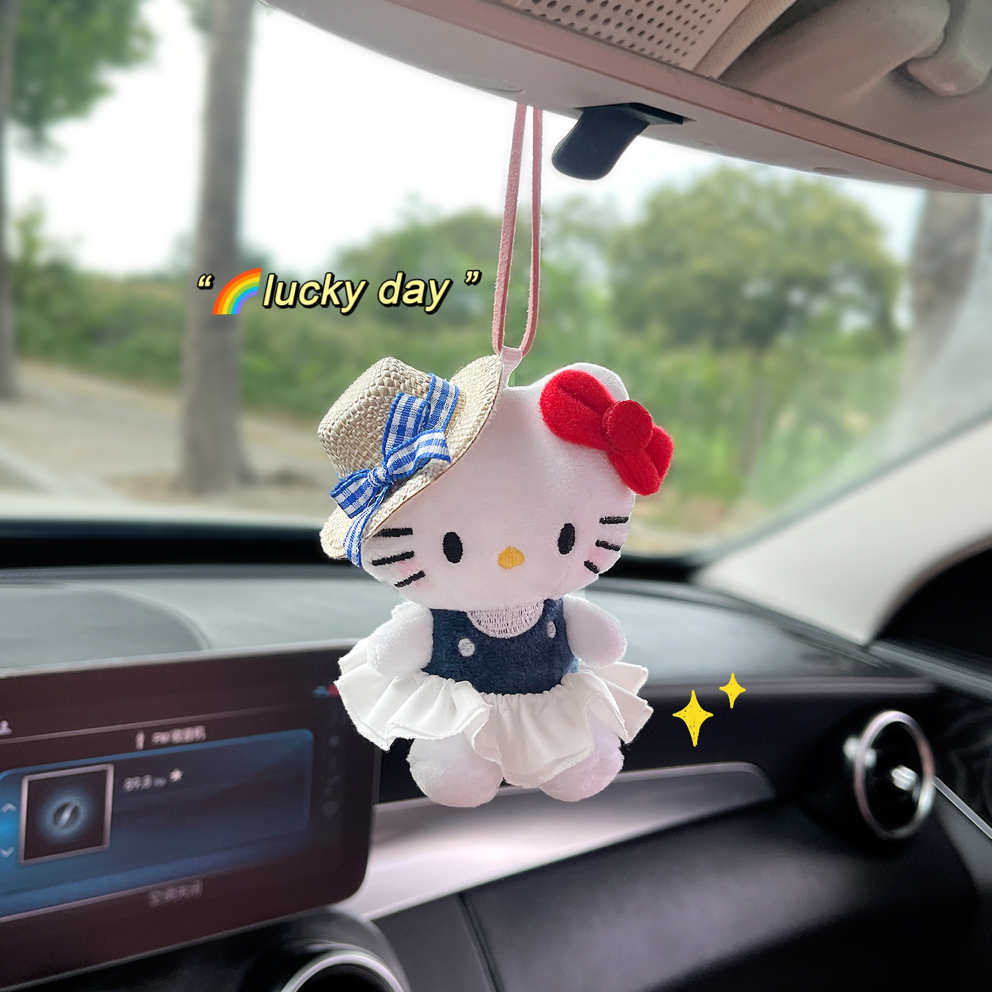 可爱KT猫玩偶汽车内饰品挂件