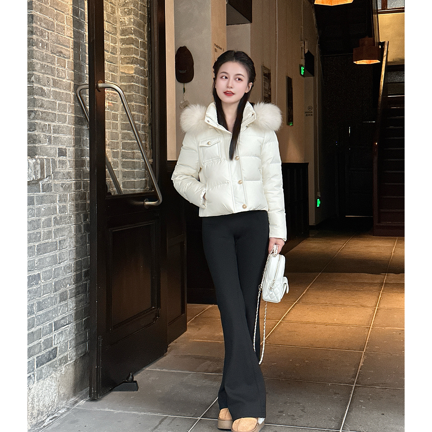 【冬日序章】小娜椒小个子时尚保暖短款白色羽绒服连帽毛领外套女