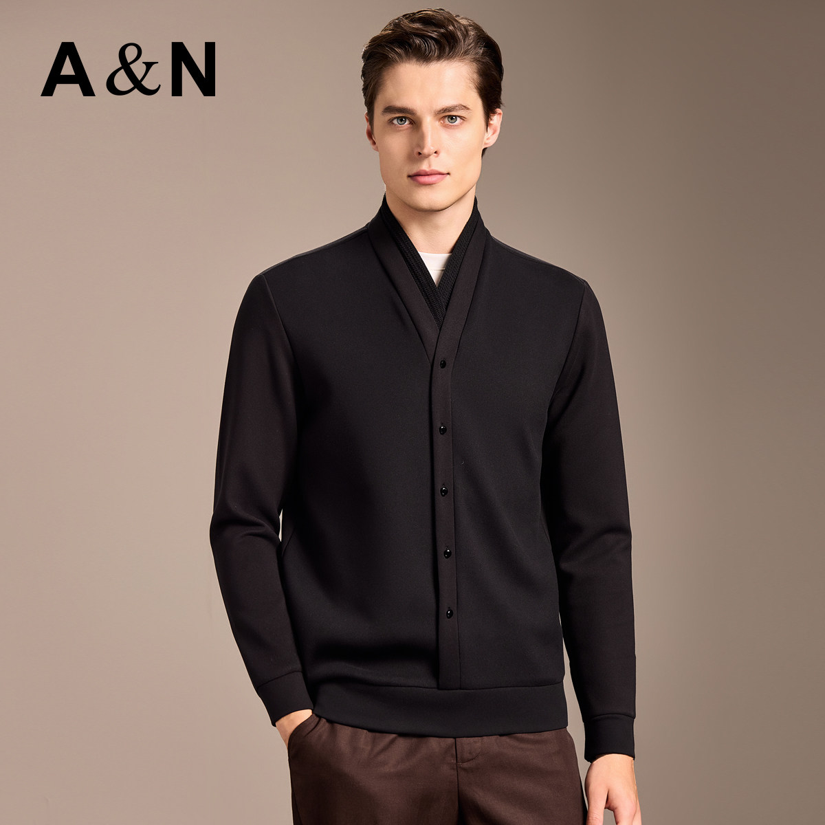 【莫代尔空气层】安东尼奥撞色假两件针织衫男秋保暖V领针织外套