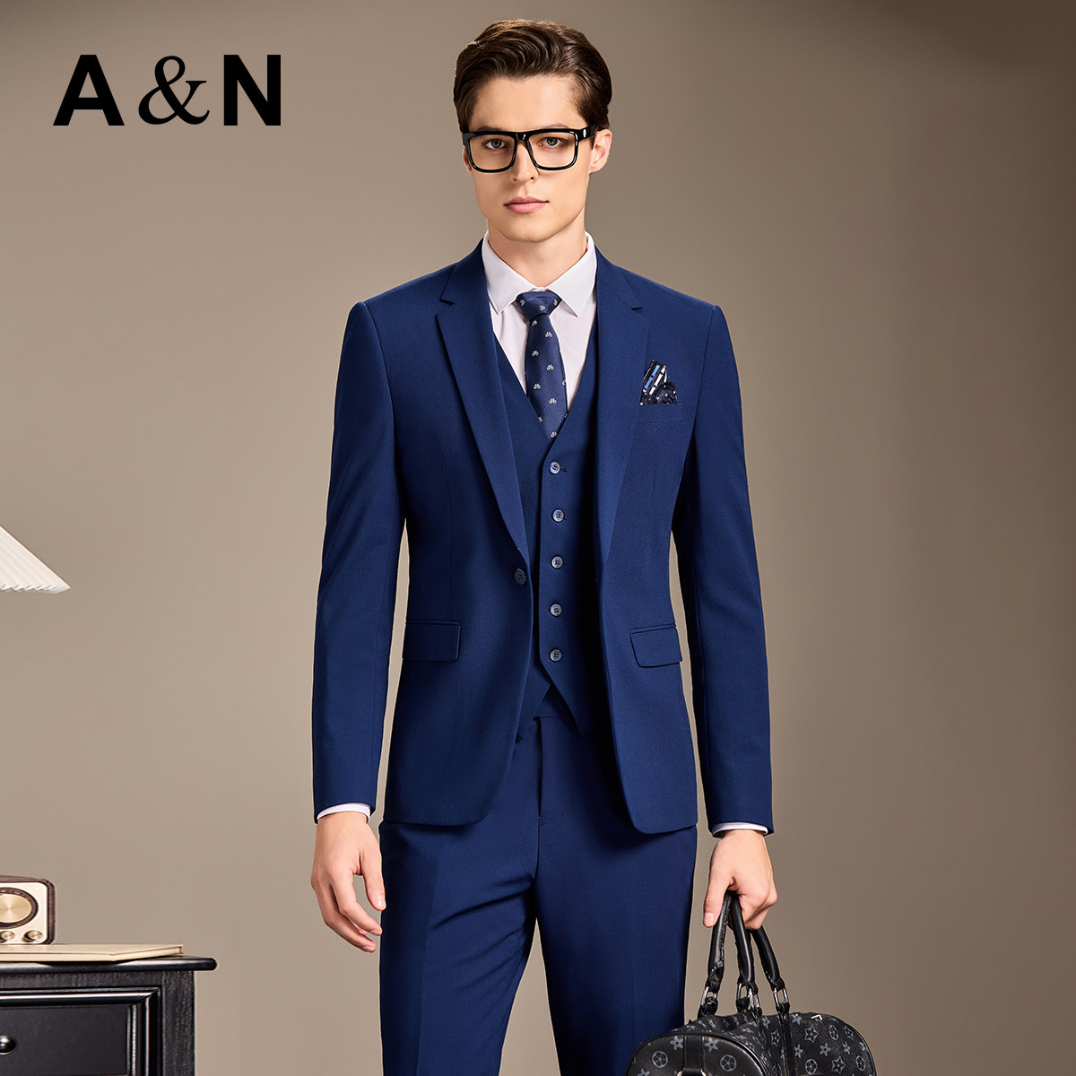 【轻奢礼服三件套】AntonNeal高端轻奢侧开叉婚礼新郎西装套装男