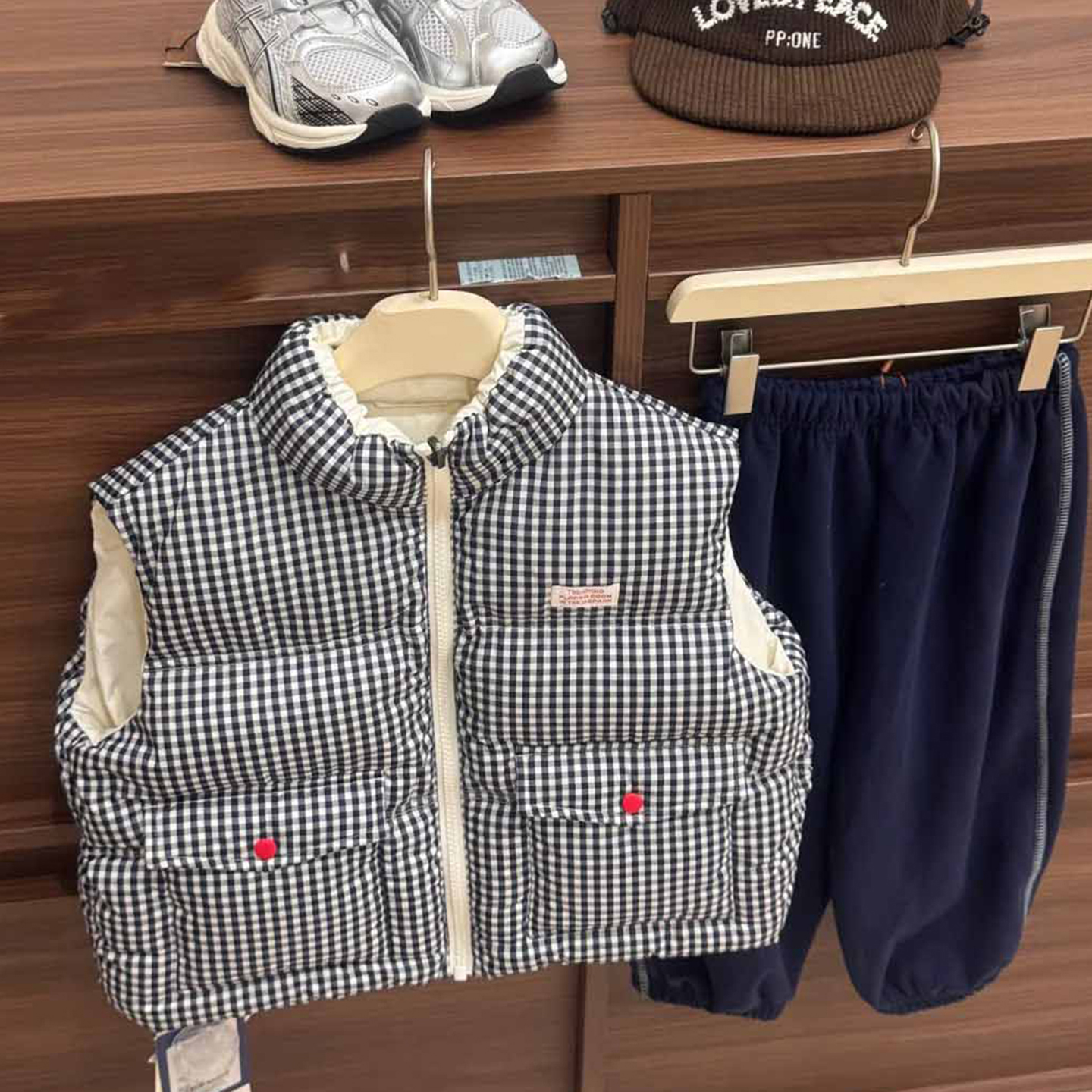 男童双面穿轻薄保暖羽绒马甲