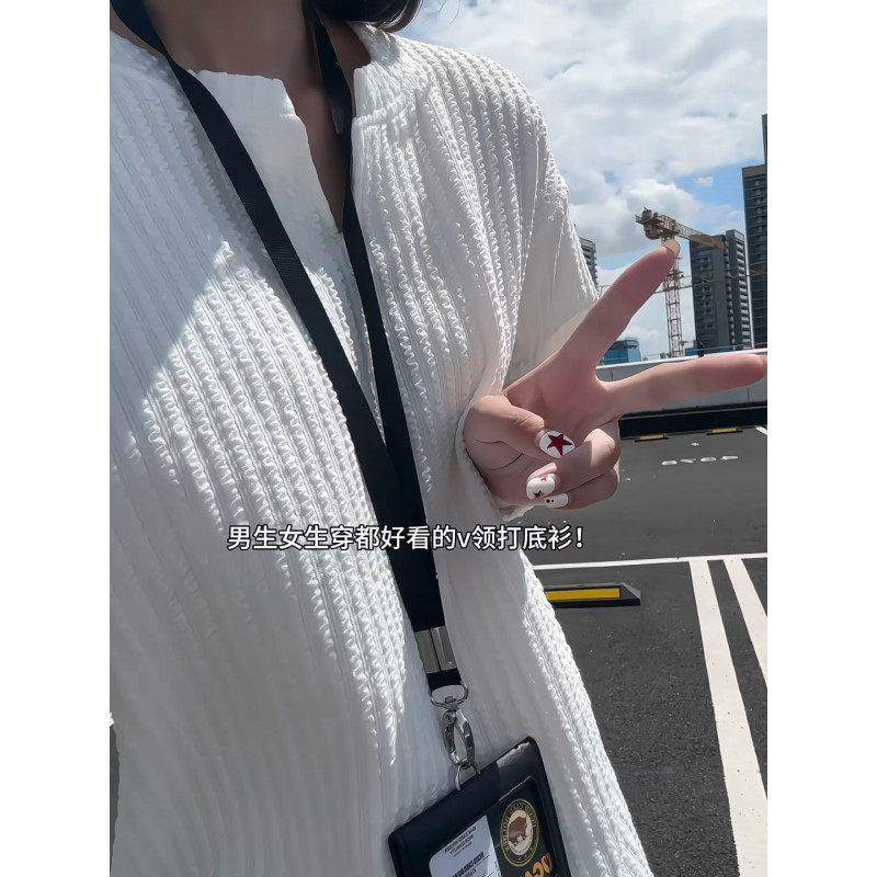 白色小V领条纹长袖T恤衫男秋冬季