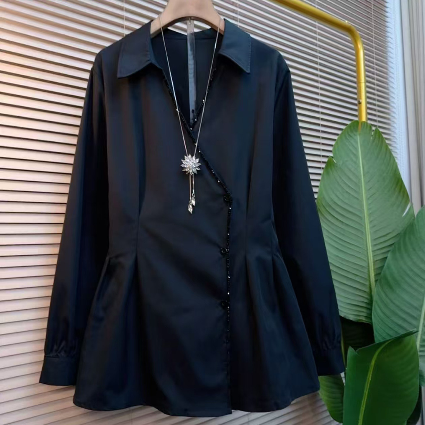 胖妹妹春季2026长袖高级感显瘦衬衫百搭方领打底小衫宽松遮肉遮肚,女装/女士精品,大码内搭,淘宝优惠券,粉丝福利购,淘宝优惠卷