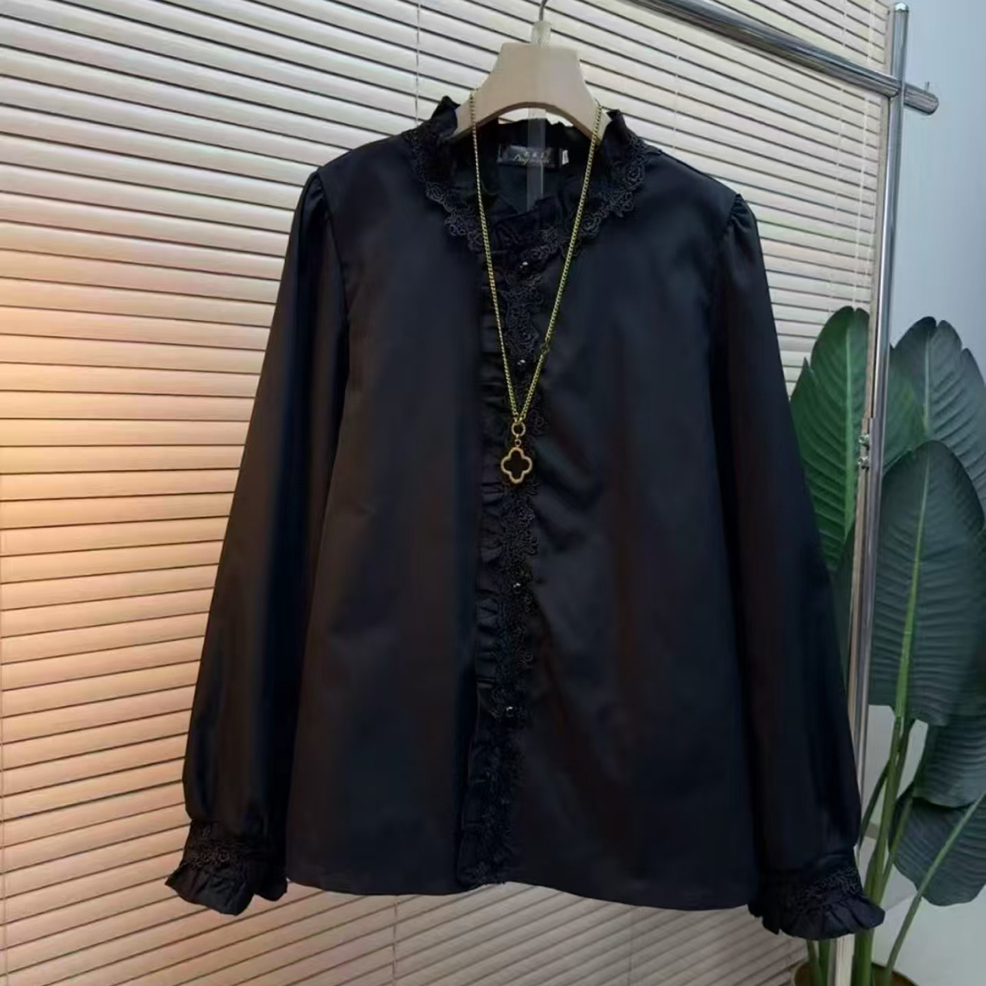 胖mm冬季百搭轻奢长袖高级感显瘦小衫减龄洋气纯色上衣开衫遮肚子,女装/女士精品,大码内搭,淘宝优惠券,粉丝福利购,淘宝优惠卷